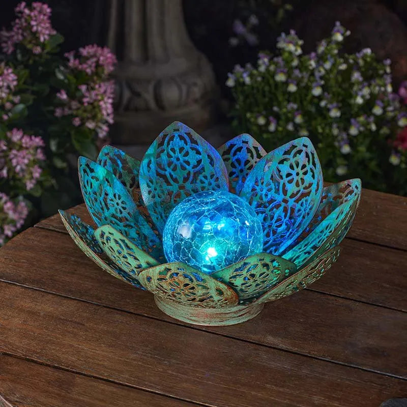 Damasque Solar Lotus Garden Ornament