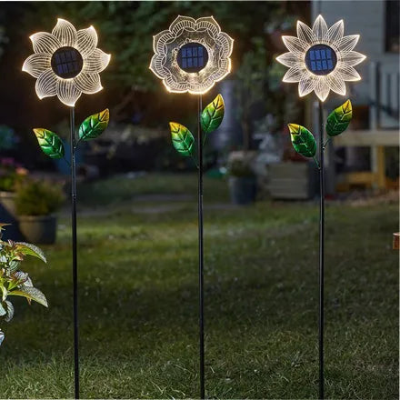 Bloomline Solar Stake Light