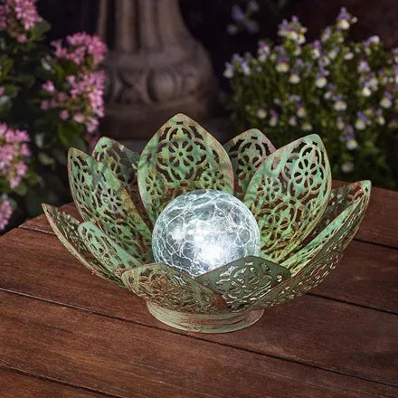 Damasque Solar Lotus Garden Ornament