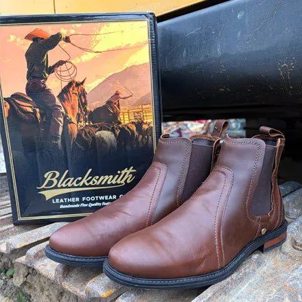 Blacksmith Dealer Boots Waxed Leather Dark Tan 010 UK12