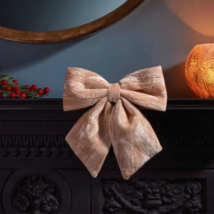 Velvet Bow Champagne 44cm