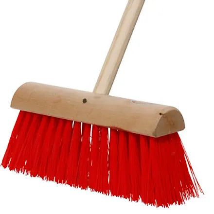 Yard brush