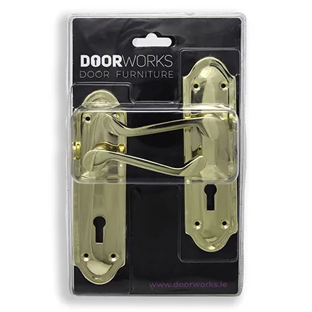 Door Works Beaumont Lever On Plate Blister Brass
