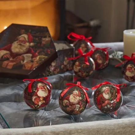 Vintage Baubles Santa's Workshop